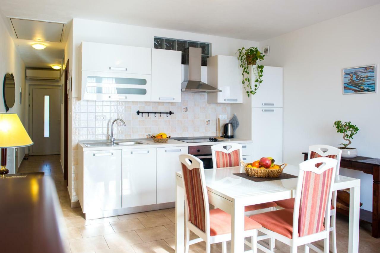 Apartma Seca Portoroz Luaran gambar